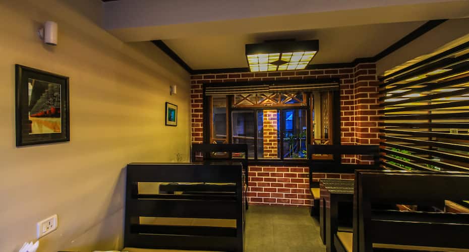 Hotel Dip Palace, Darjeeling 4